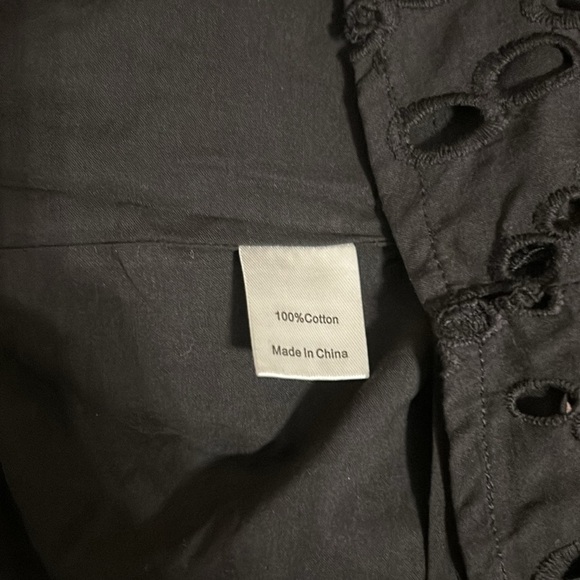 Black Eyelet Finley Flutter Sleeve Top
TUCKERNUCK - Picture 7 of 10